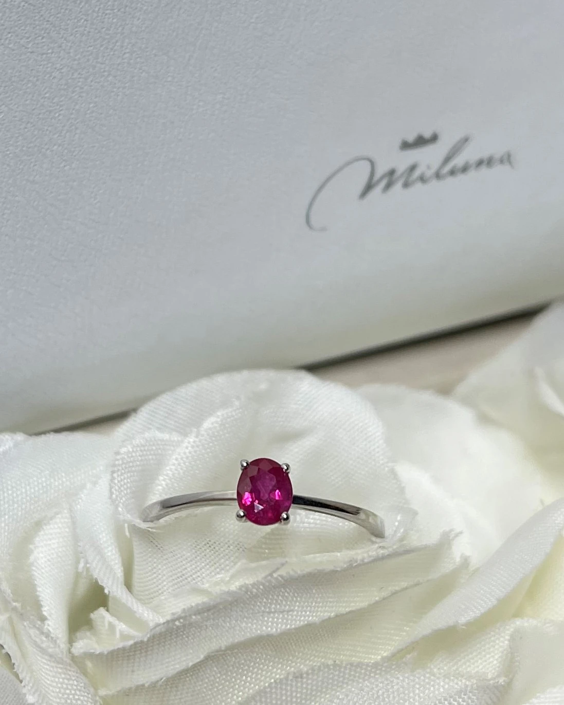 013 Miluna Anello oro con Rubino  cod: LID3410